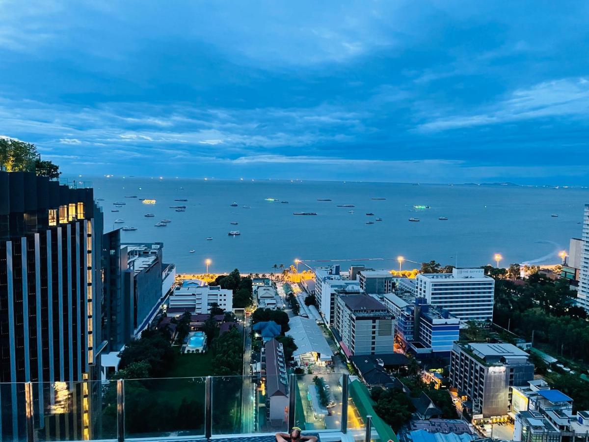 The Base Condo 2 Bed 2 Bath By Pupu Pattaya Exterior photo